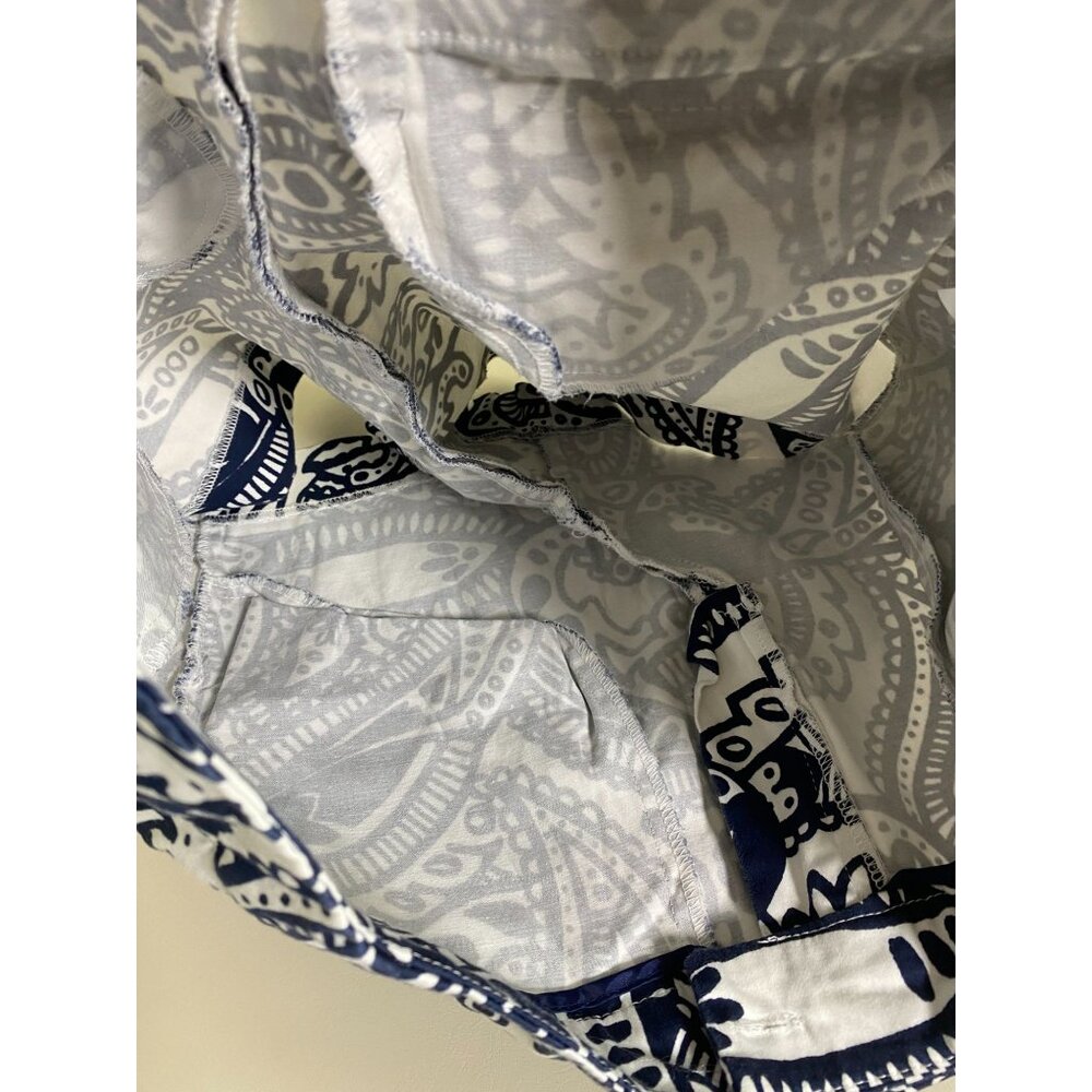 💜 Kenji Blue White Floral Paisley Womens Shorts size 4 Vacation Coastal nautical - Picture 9 of 16